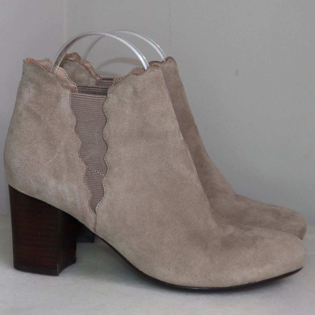 Vaneli | Truffle Jabot Suede Ankle Bootie | Size 6m | Taupe
